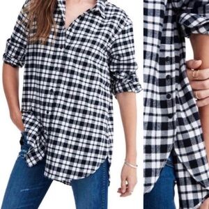 Madewell Plaid Longsleeve Black & White Button Down Shirt Casual Preppy Fall